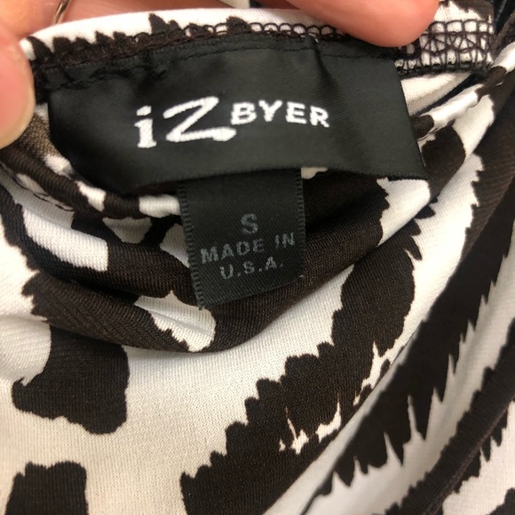 ⭐️ANIMAL PRINT HALTER TOP⭐️ Size S - Picture 6 of 6